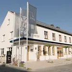 Hotel Landgasthaus Lenniger 2*