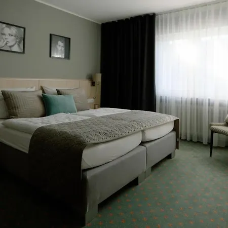 Landgasthaus Lenniger 2*